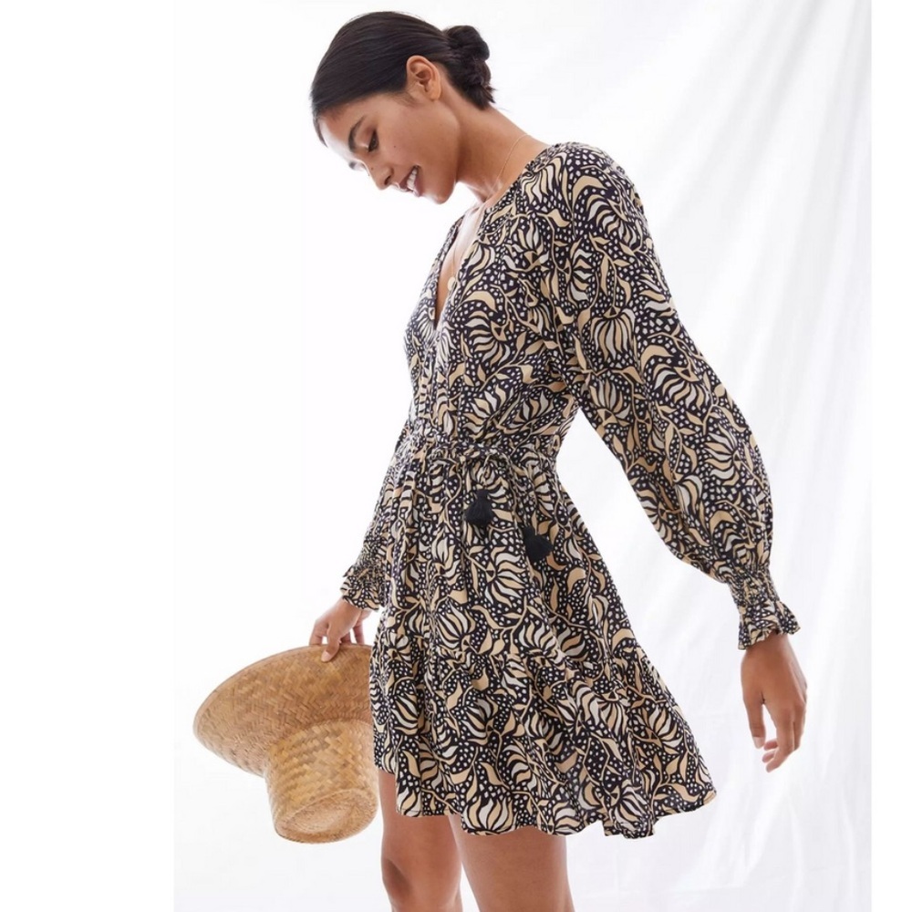 Anthropologie Omika Floral Mini Dress Size‎ S